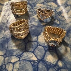 Elegant Gold Women's Ring Set